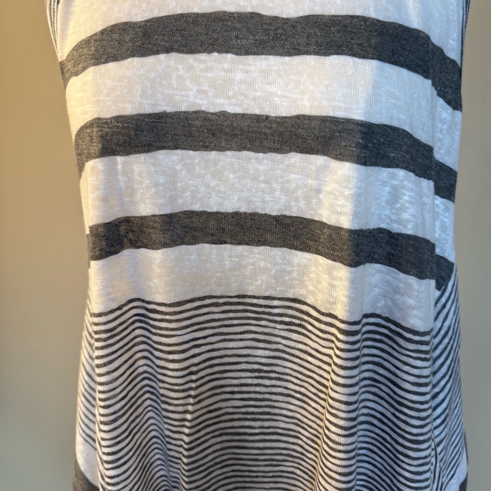 For Cynthia Gray/Tan & White Striped Tank Tops, Medium, New, Set of 2 - Picture 3 of 16
